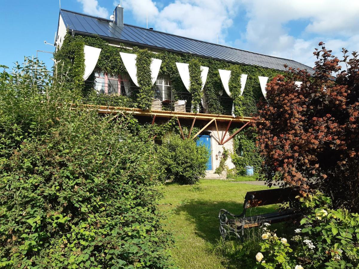 Apartmany Ruprechtov Hroznetin Buitenkant foto