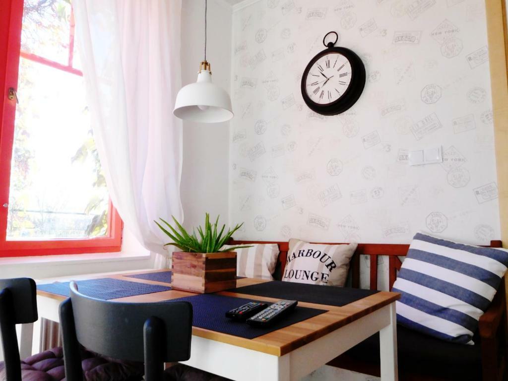 Apartmany Ruprechtov Hroznetin Buitenkant foto