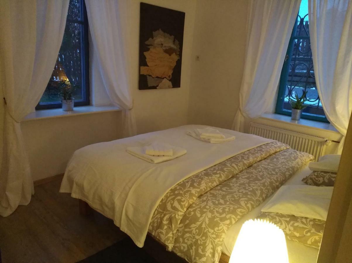 Apartmany Ruprechtov Hroznetin Buitenkant foto